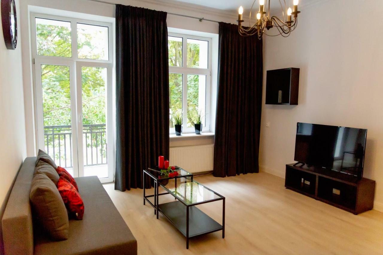 Апартаменти Apartament Rozany Ґожув-Велькопольський Екстер'єр фото
